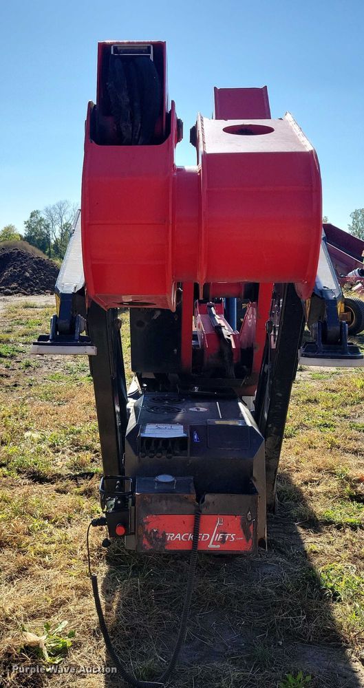 image for item EA2636 2018 Platform Basket PB 22.10 tracked boom lift