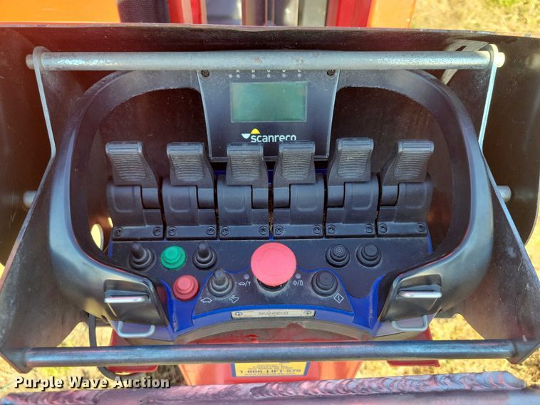 image for item EA2636 2018 Platform Basket PB 22.10 tracked boom lift