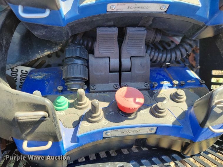 image for item EA2636 2018 Platform Basket PB 22.10 tracked boom lift