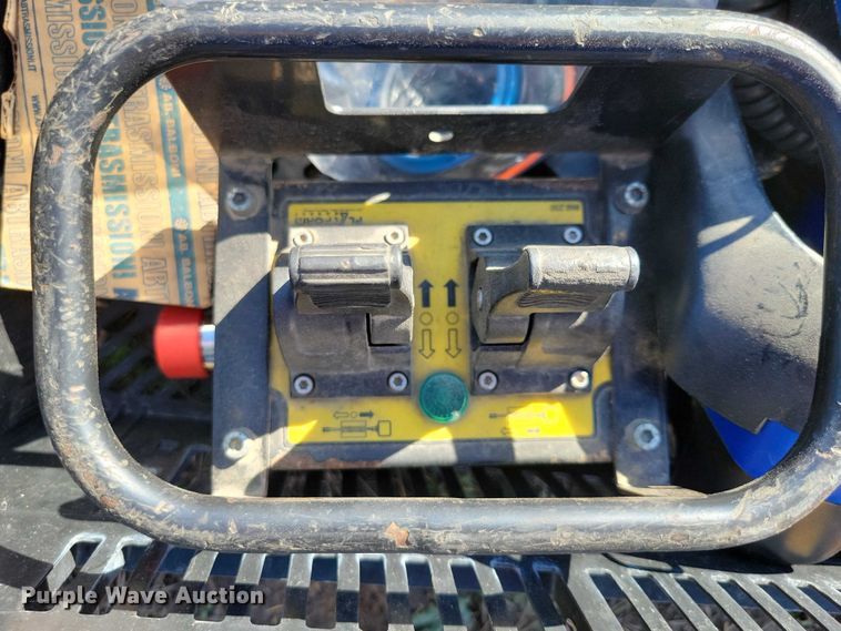 image for item EA2636 2018 Platform Basket PB 22.10 tracked boom lift