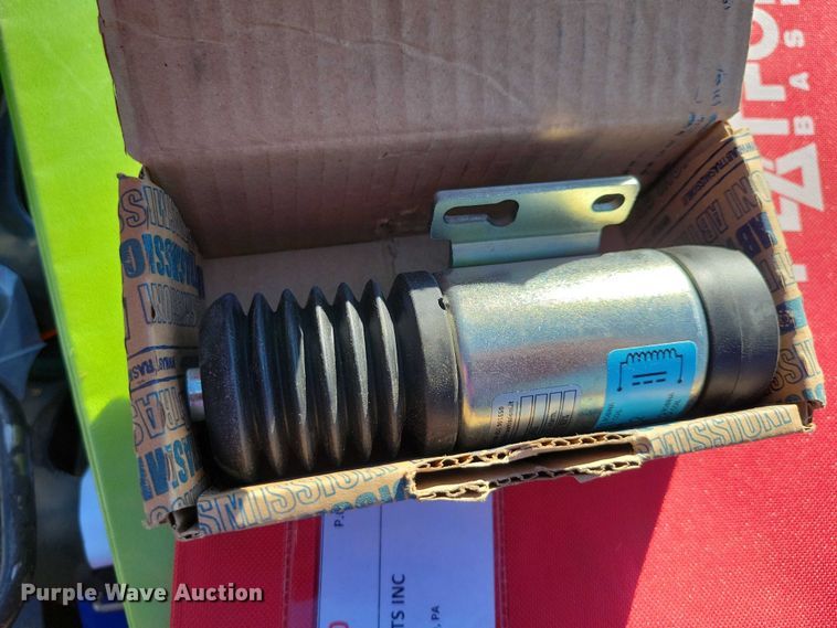 image for item EA2636 2018 Platform Basket PB 22.10 tracked boom lift