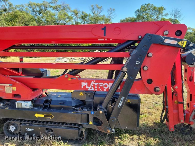 image for item EA2636 2018 Platform Basket PB 22.10 tracked boom lift