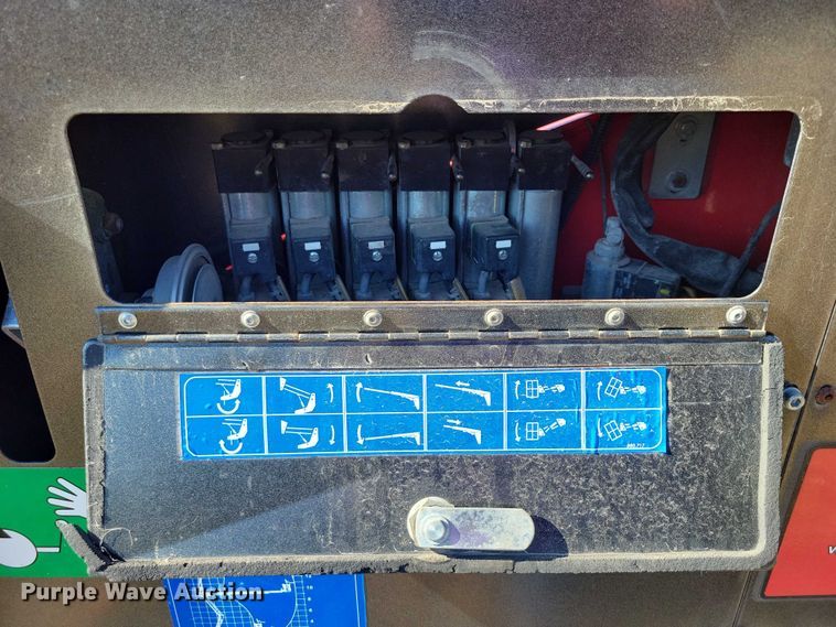 image for item EA2636 2018 Platform Basket PB 22.10 tracked boom lift