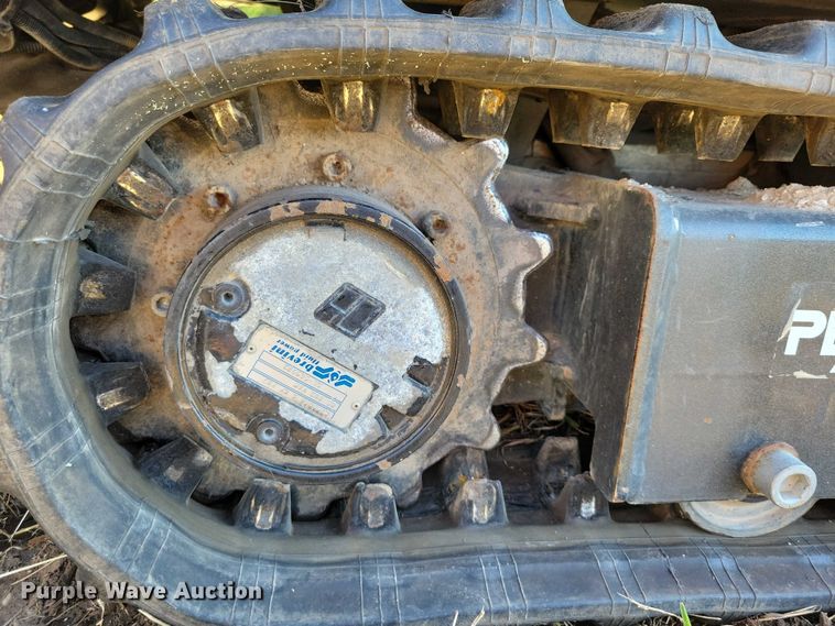 image for item EA2636 2018 Platform Basket PB 22.10 tracked boom lift