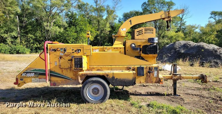 image for item EA2638 2017 Vermeer BC1800XL wood chipper