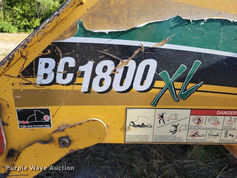 image for item EA2638 2017 Vermeer BC1800XL wood chipper