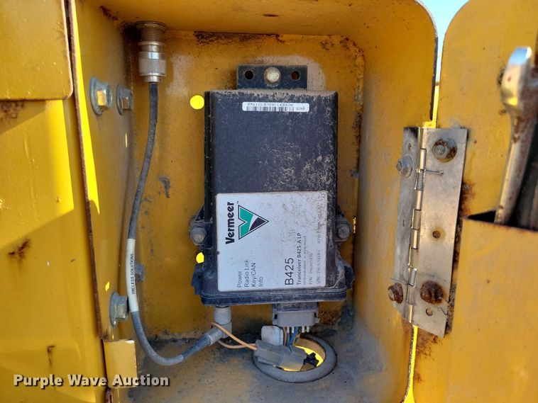 image for item EA2638 2017 Vermeer BC1800XL wood chipper