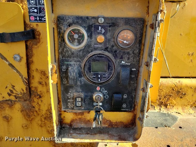 image for item EA2638 2017 Vermeer BC1800XL wood chipper