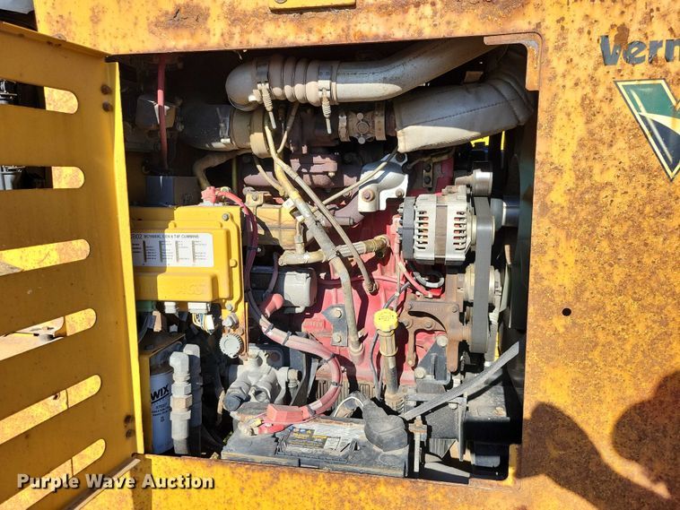 image for item EA2638 2017 Vermeer BC1800XL wood chipper