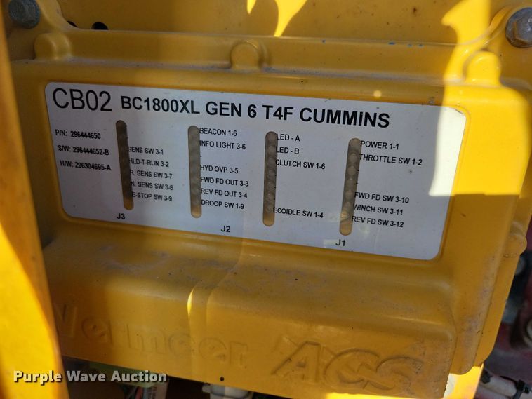 image for item EA2638 2017 Vermeer BC1800XL wood chipper