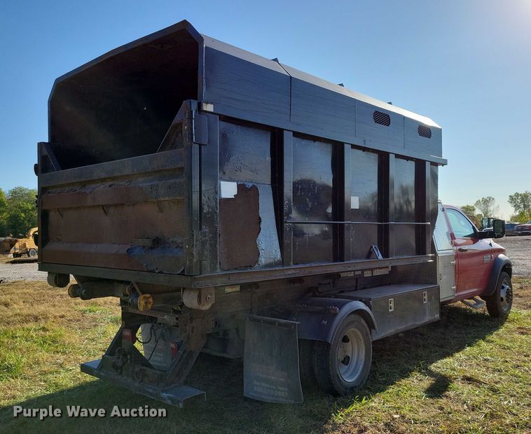 image for item EA2639 2016 RAM 5500 chipper truck