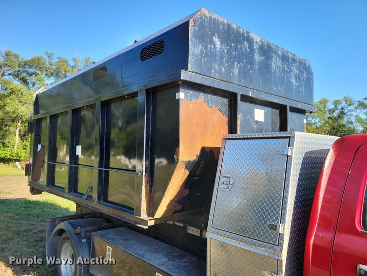 image for item EA2639 2016 RAM 5500 chipper truck