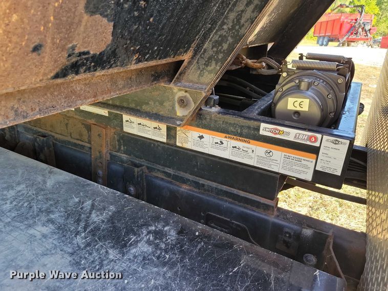 image for item EA2639 2016 RAM 5500 chipper truck