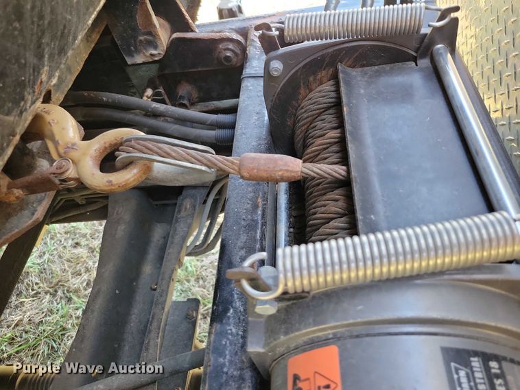 image for item EA2639 2016 RAM 5500 chipper truck