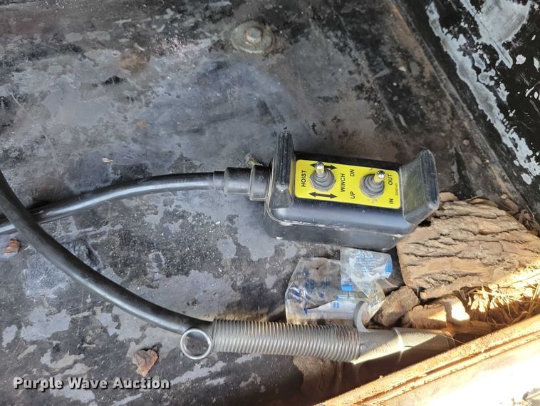 image for item EA2639 2016 RAM 5500 chipper truck