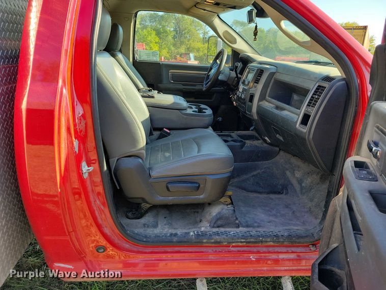 image for item EA2639 2016 RAM 5500 chipper truck