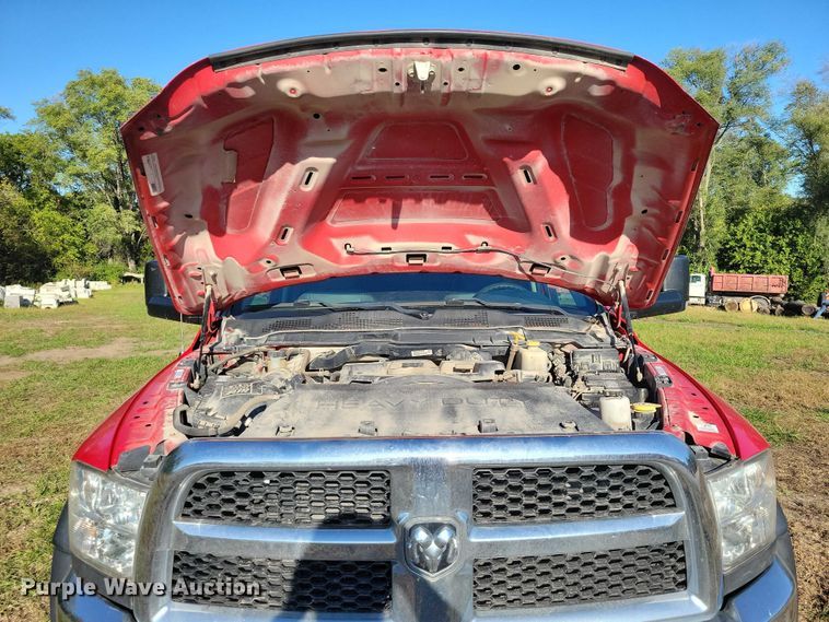 image for item EA2639 2016 RAM 5500 chipper truck