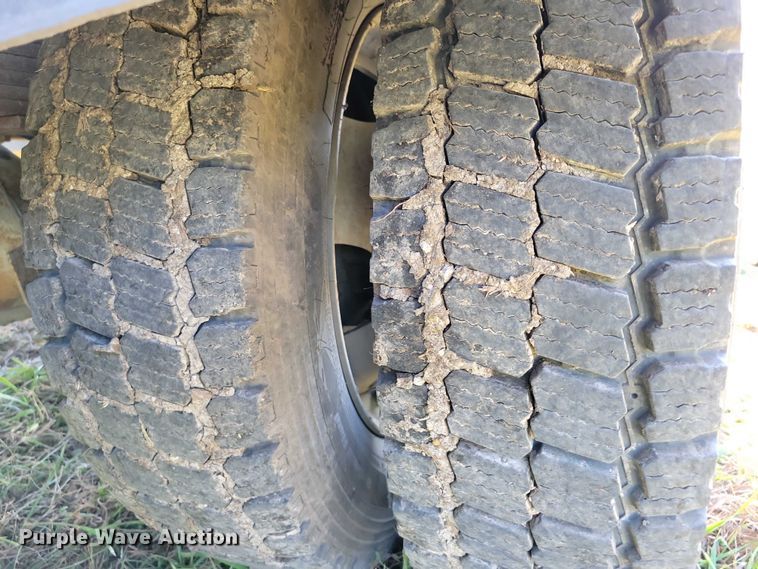 image for item EA2639 2016 RAM 5500 chipper truck