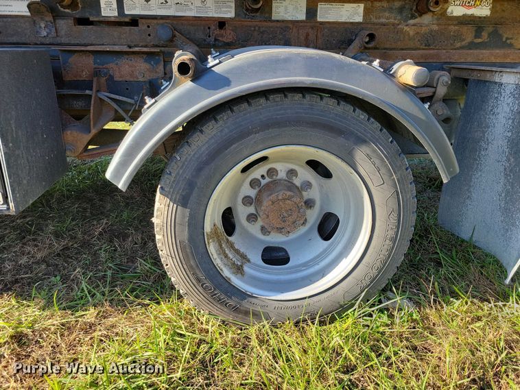 image for item EA2639 2016 RAM 5500 chipper truck