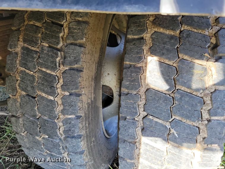 image for item EA2639 2016 RAM 5500 chipper truck