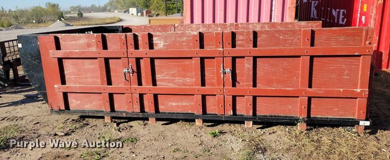 image for item EA2639 2016 RAM 5500 chipper truck