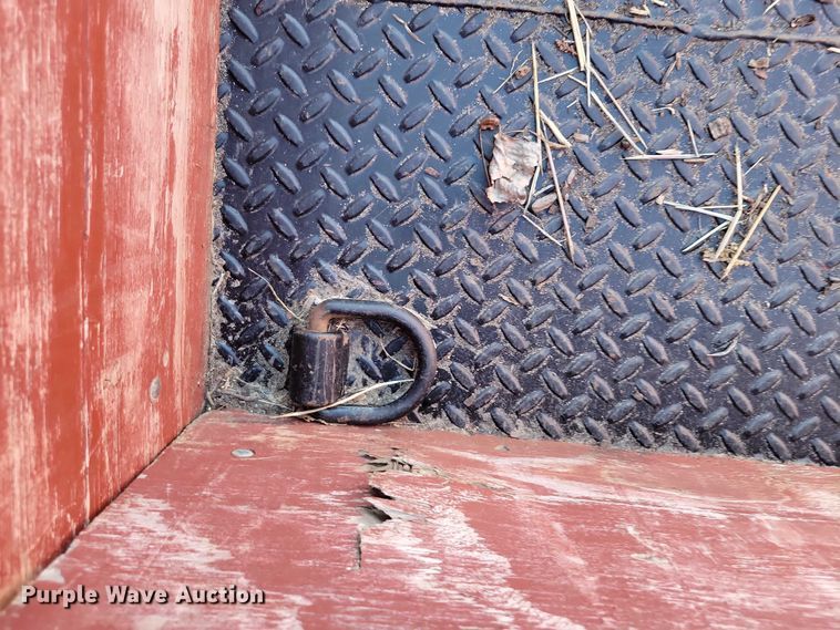 image for item EA2639 2016 RAM 5500 chipper truck