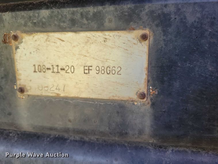 image for item EA2640 1998 Ford F800 hook lift truck