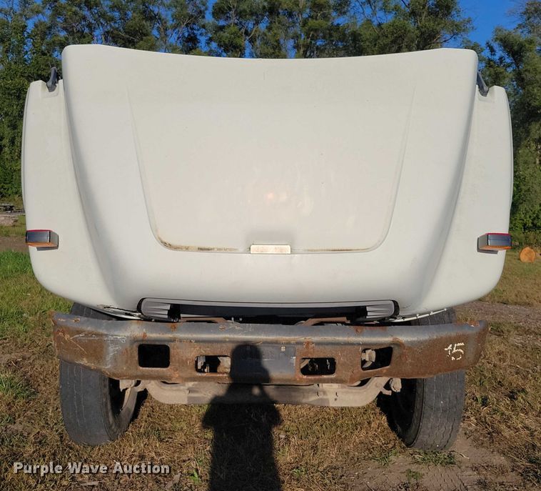 image for item EA2640 1998 Ford F800 hook lift truck