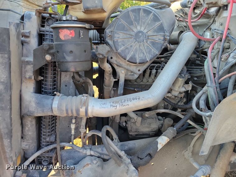 image for item EA2640 1998 Ford F800 hook lift truck