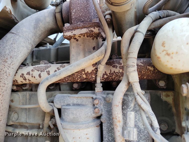 image for item EA2640 1998 Ford F800 hook lift truck