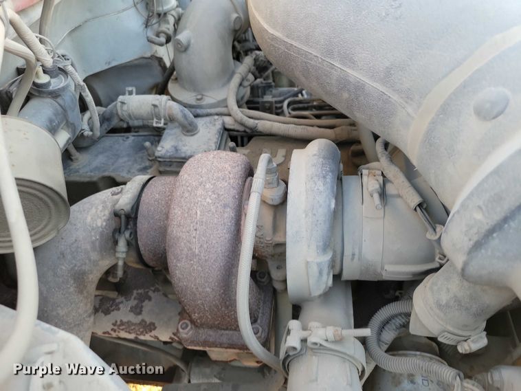 image for item EA2640 1998 Ford F800 hook lift truck