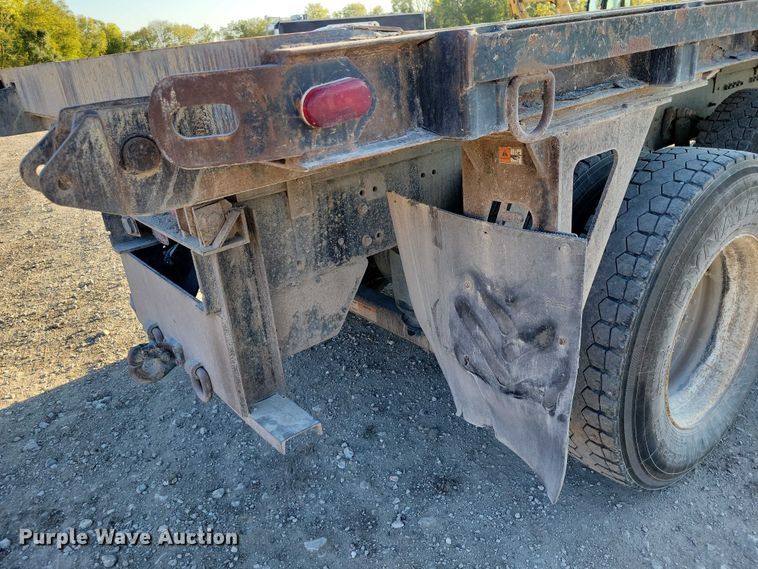image for item EA2641 2007 Sterling LT8500 dump flatbed truck