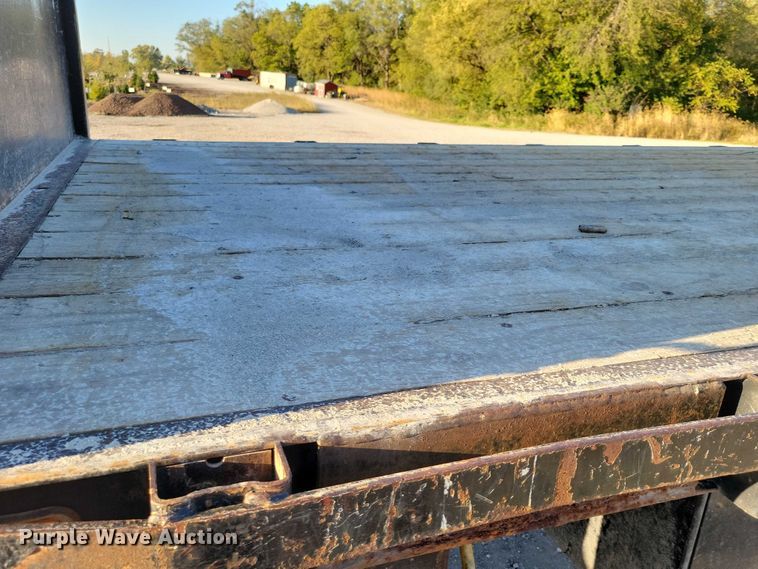 image for item EA2641 2007 Sterling LT8500 dump flatbed truck