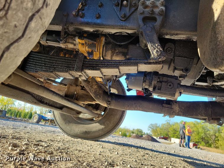 image for item EA2641 2007 Sterling LT8500 dump flatbed truck