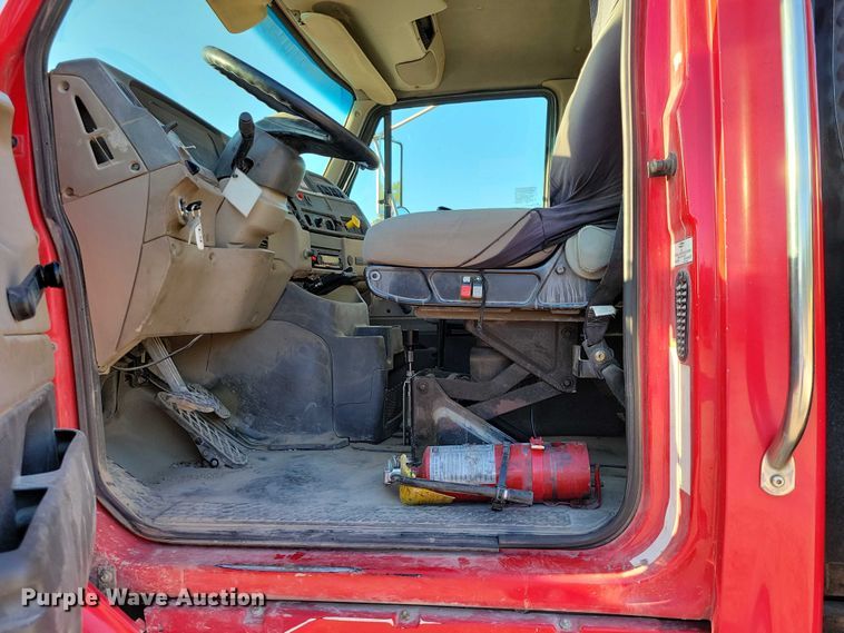 image for item EA2641 2007 Sterling LT8500 dump flatbed truck