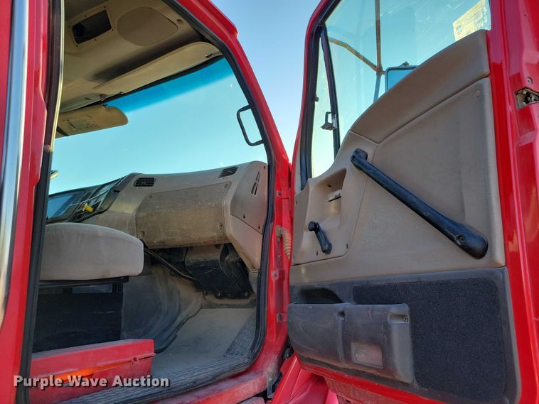 image for item EA2641 2007 Sterling LT8500 dump flatbed truck