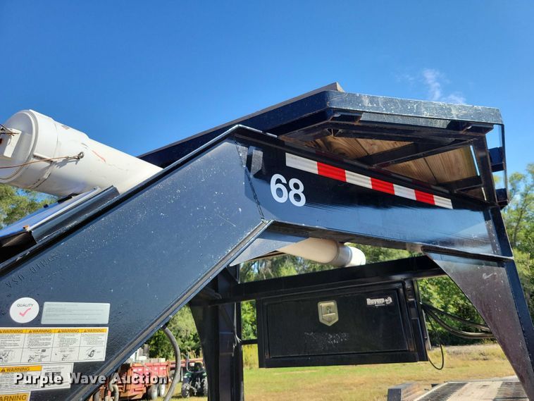 image for item EA2644 2019 Midsota tilt deck equipment trailer
