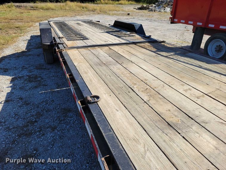 image for item EA2644 2019 Midsota tilt deck equipment trailer