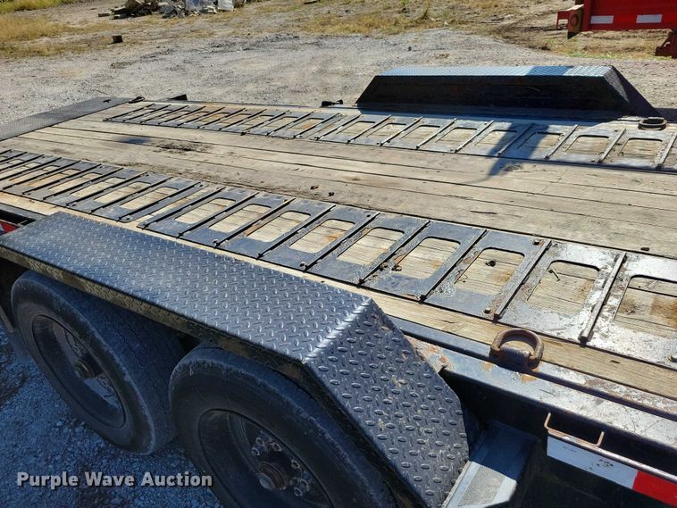 image for item EA2644 2019 Midsota tilt deck equipment trailer