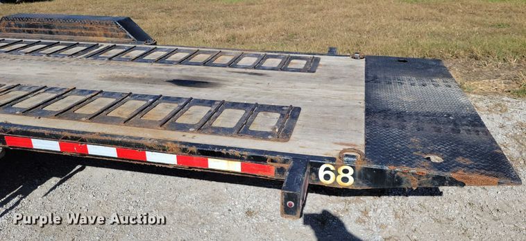 image for item EA2644 2019 Midsota tilt deck equipment trailer