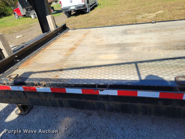image for item EA2644 2019 Midsota tilt deck equipment trailer