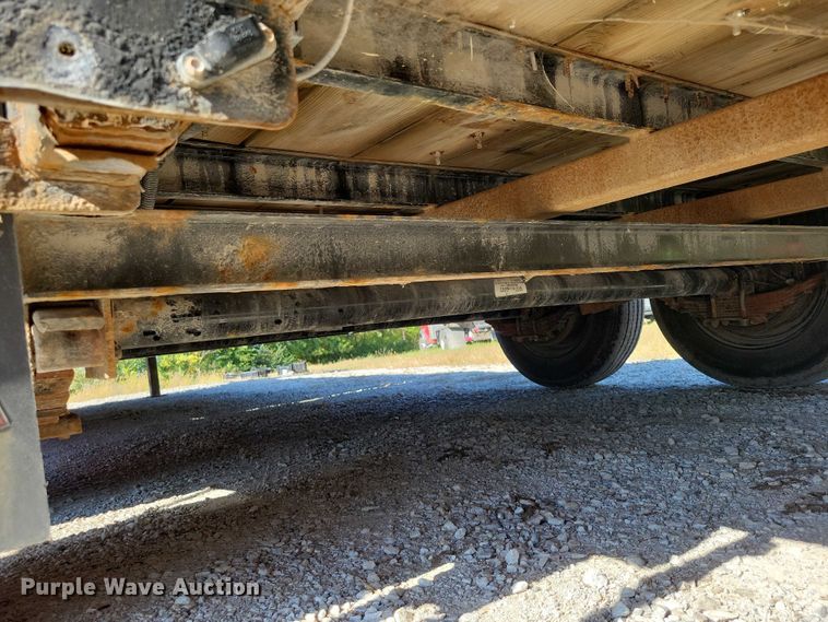 image for item EA2644 2019 Midsota tilt deck equipment trailer