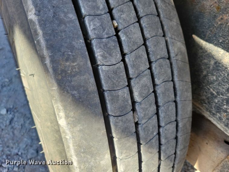 image for item EA2644 2019 Midsota tilt deck equipment trailer