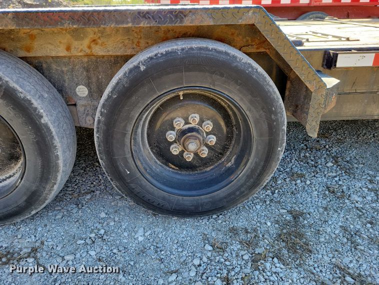 image for item EA2644 2019 Midsota tilt deck equipment trailer
