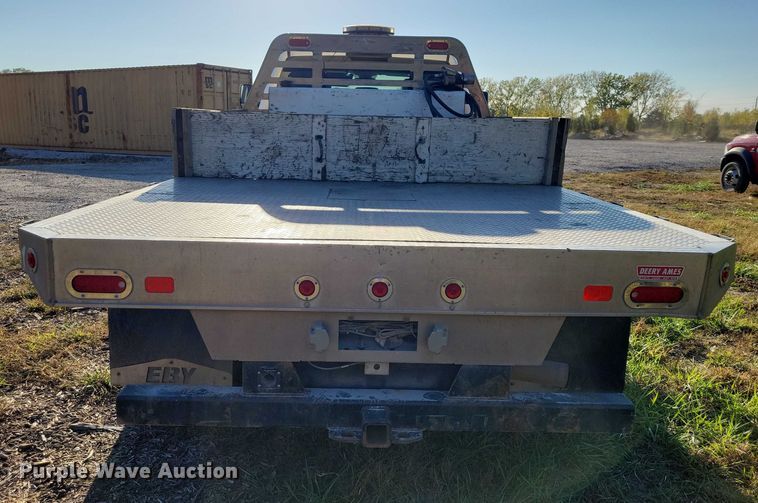 image for item EA2646 2017 RAM 5500 Crew Cab flatbed truck