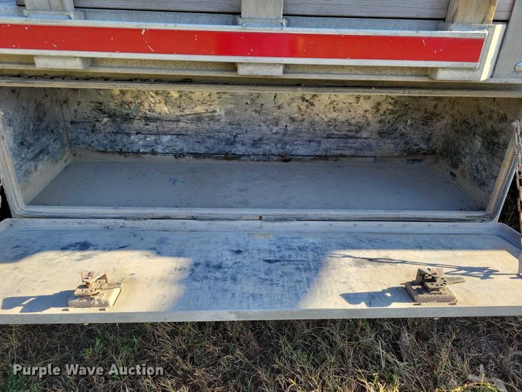 image for item EA2646 2017 RAM 5500 Crew Cab flatbed truck