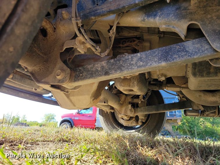 image for item EA2646 2017 RAM 5500 Crew Cab flatbed truck