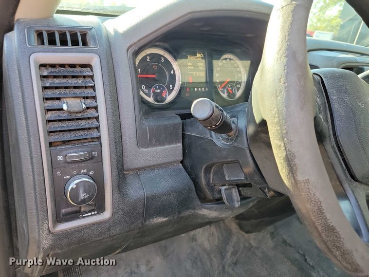 image for item EA2646 2017 RAM 5500 Crew Cab flatbed truck