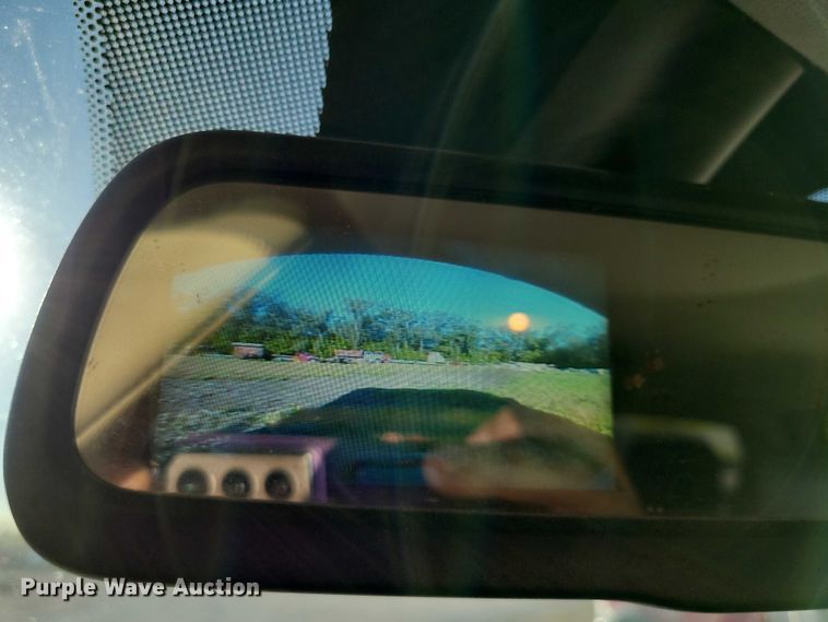 image for item EA2646 2017 RAM 5500 Crew Cab flatbed truck