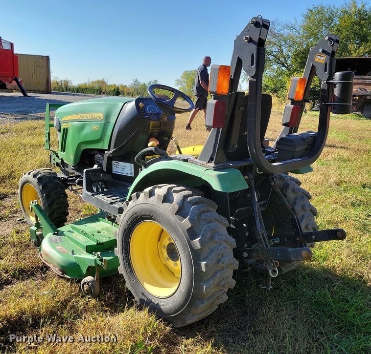 image for item EA2647 2014 John Deere 2025R MFWD tractor